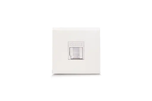 PRISE INFORMATIQUE 8 PLOTS RJ45 CAT 6 UTP CARREE CLARA 43