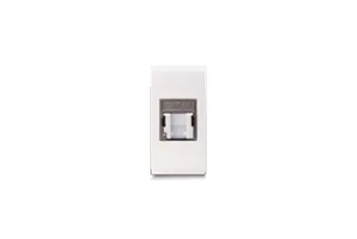 PRISE INFORMATIQUE 8 PLOTS RJ45 CAT 6 UTP ANTIBACTERIEN 43