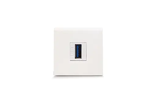 PRISE USB 10A CARREE CLARA 43