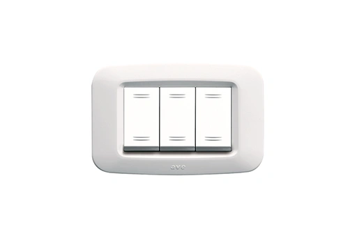 PLAQUE YES 45 RECTANGULAIRE BLANC 3 MODULES
